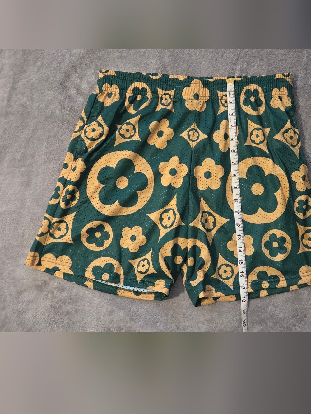 SD Styles Shorts - Picture 2 of 4